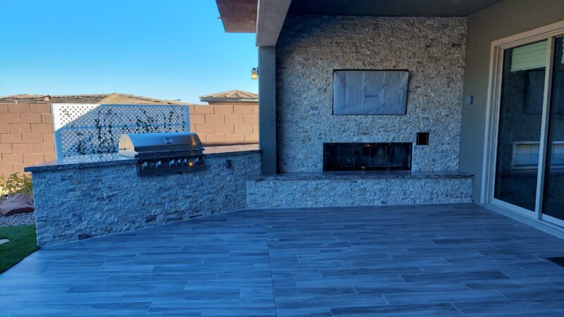 Outdoor Kitchen
