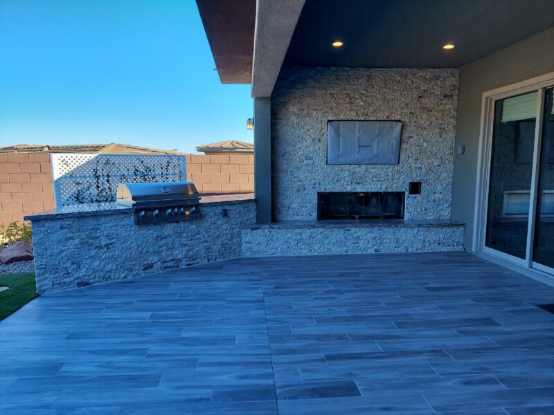 Outdoor Kitchen
