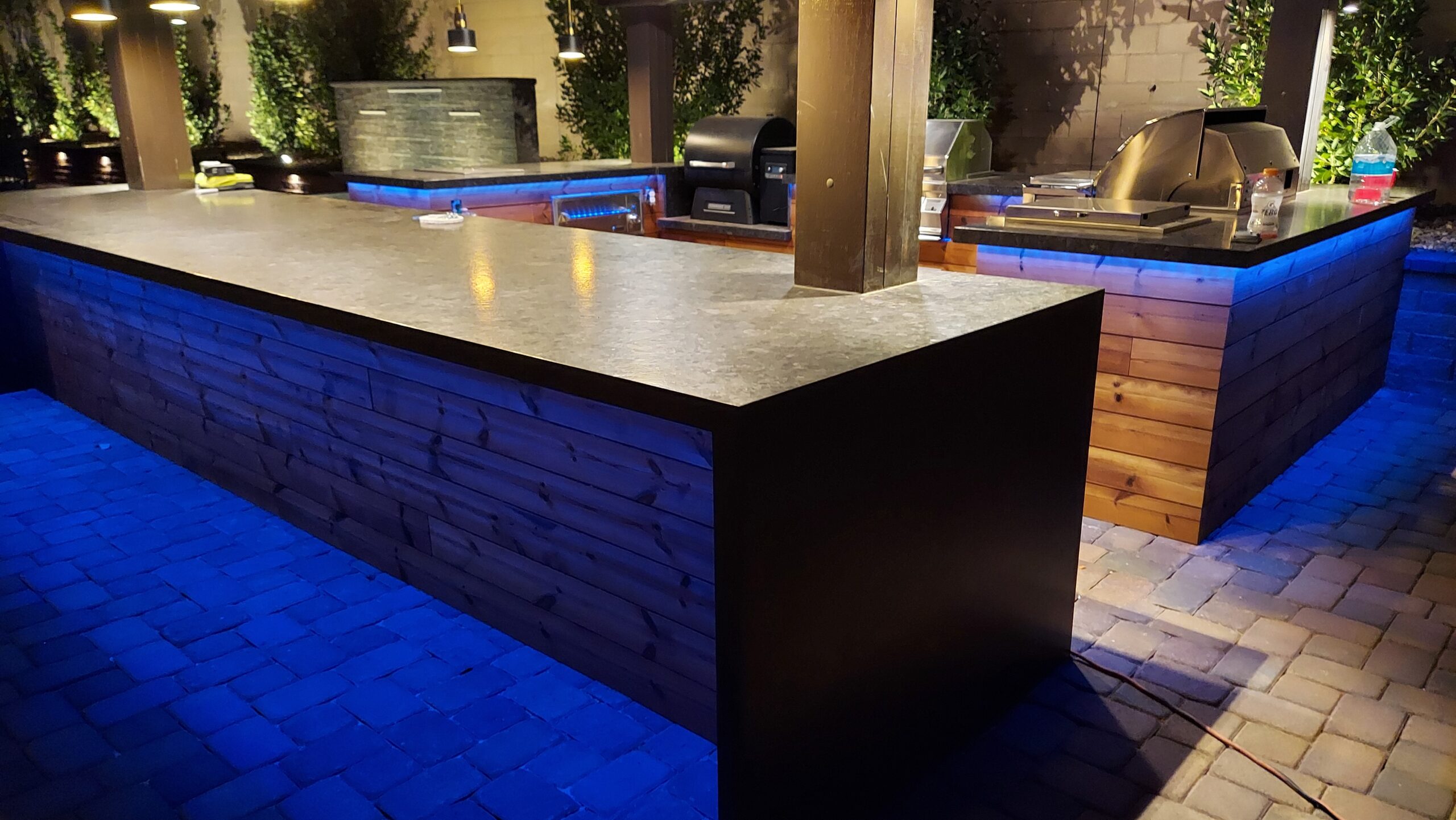 Outdoor Kitchen