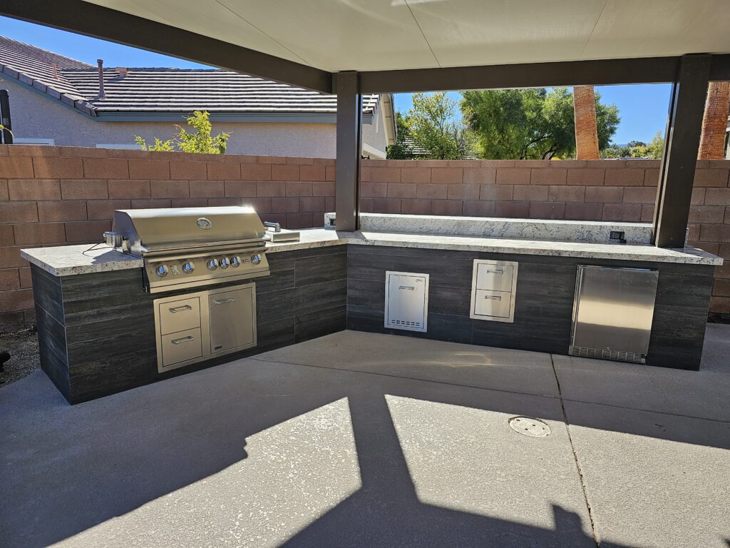 Outdoor kitchen tile finish granite counter