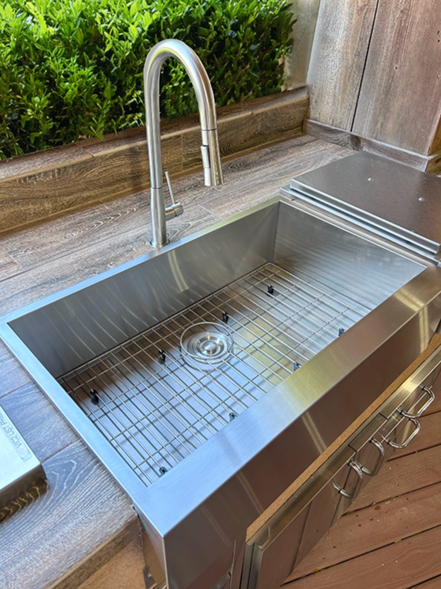 RCS 32" Outdoor Farm House Sink - RSNK3A - Image 7